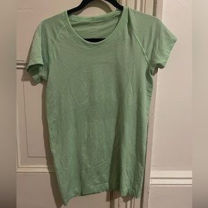 Lime green vintage lululemon swiftly tech